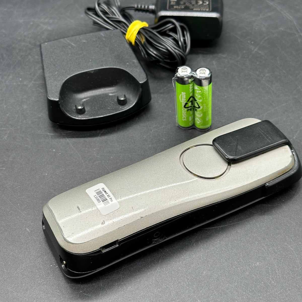 Siemens Gigaset S3 Professional Handset mit Ladeschale & neuen Akkus – Bild 2