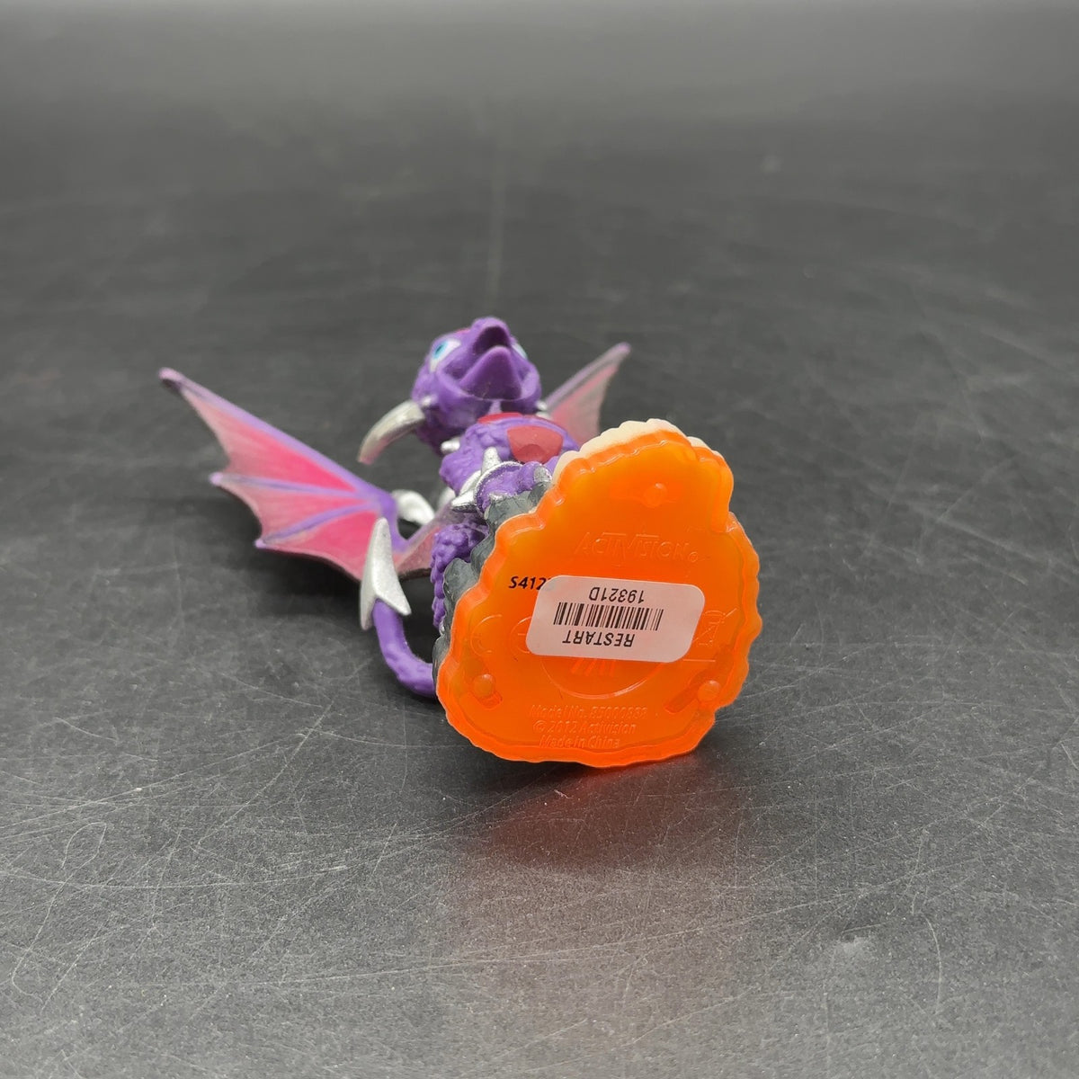 Original Activision Skylanders Giants Cynder (Series 2) – Bild 3