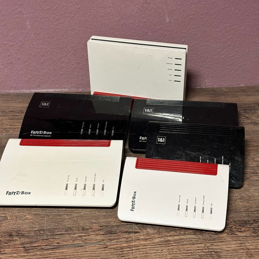 6x AVM FRITZ!Box (3x 7590, 1x 7530, 1x 7530 AX, 1x 7581) - defektes Konvolut