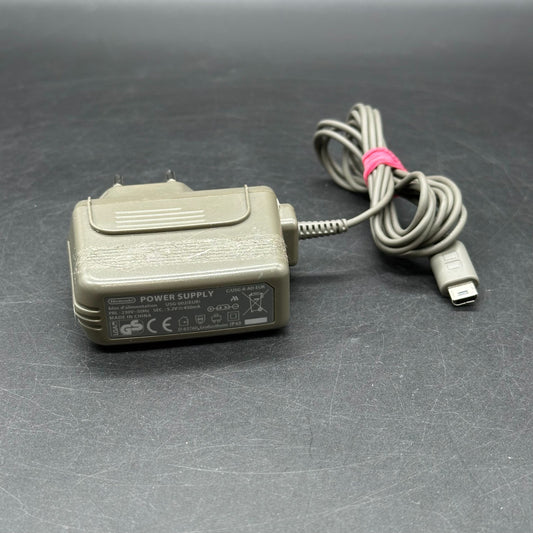 Original Nintendo Netzteil Ladekabel DS Lite
