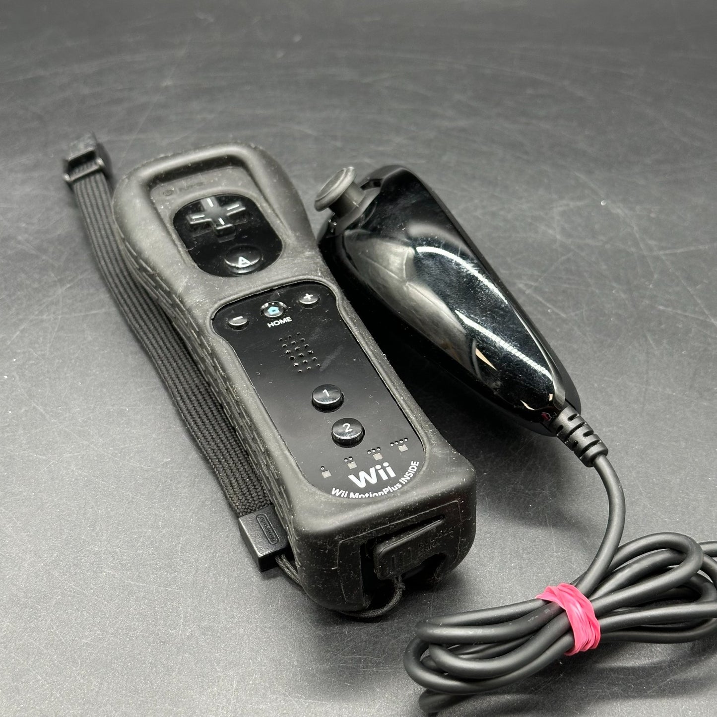 Original Nintendo Wii Remote Motion Plus Inside - schwarz inkl. Nunchuk