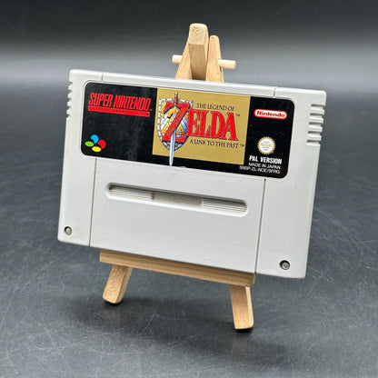 The Legend of Zelda: A Link to The Past (Super Nintendo, SNES)