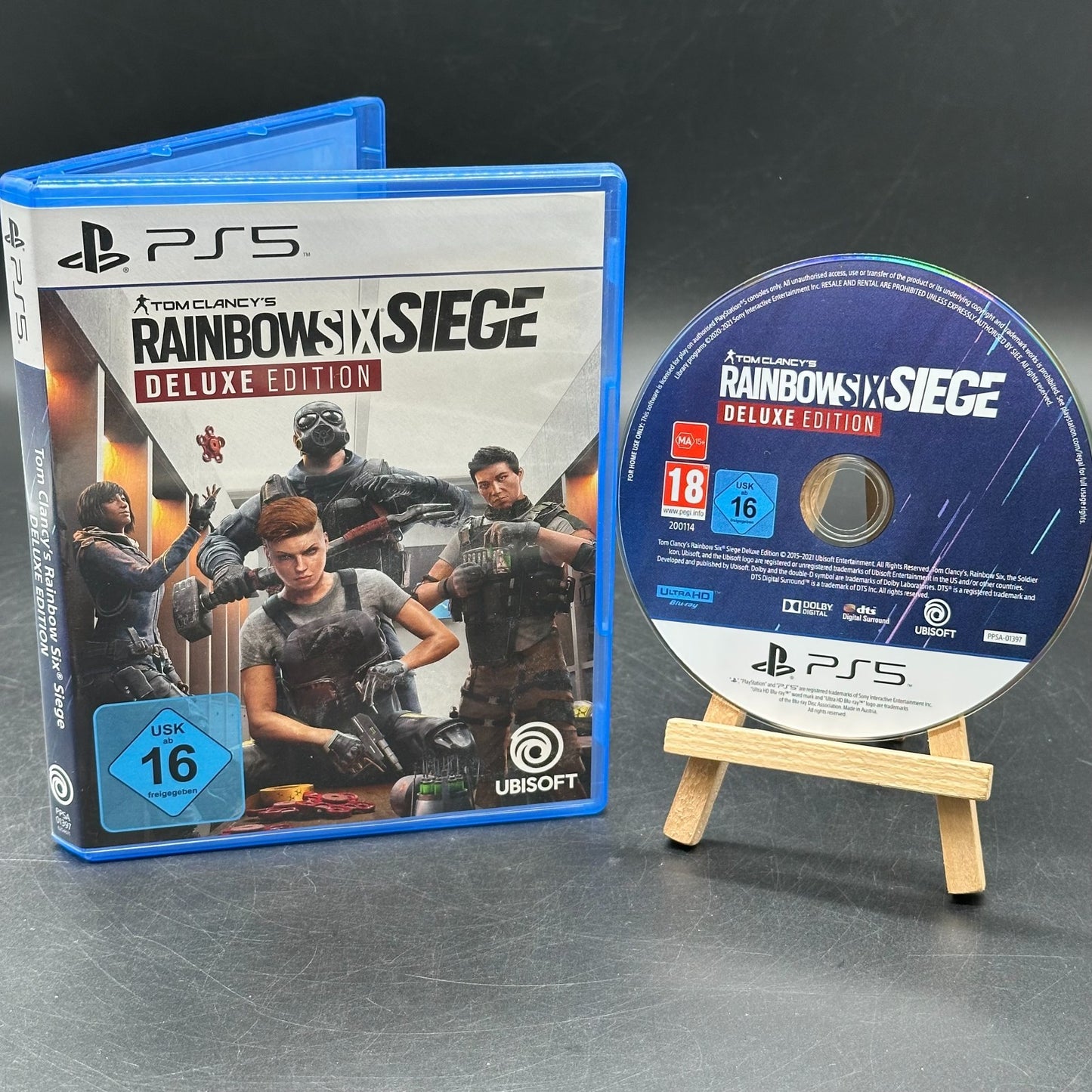 Tom Clancy's Rainbow Six: Siege Deluxe Edition Sony Playstation 5 Handbuch entha