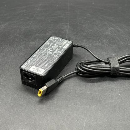 Original Lenovo Ladegerät (ADLX45NDC3A) 20V / 2,25A