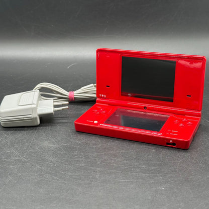 Nintendo DSi Konsole - Rot inkl. Ladekabel