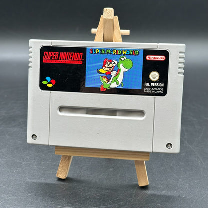 Super Mario World - Super Nintendo SNES