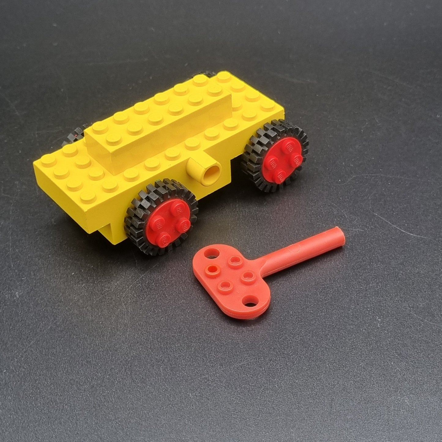 Lego SET 890 - Motor Aufziehmotor mit 1 Schlüssel - Voll Funktionsfähig – 1981