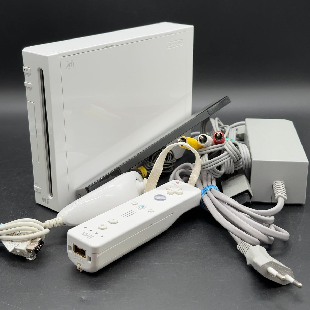 Nintendo Wii Konsole Weiß PAL mit Wii Remote Controller
