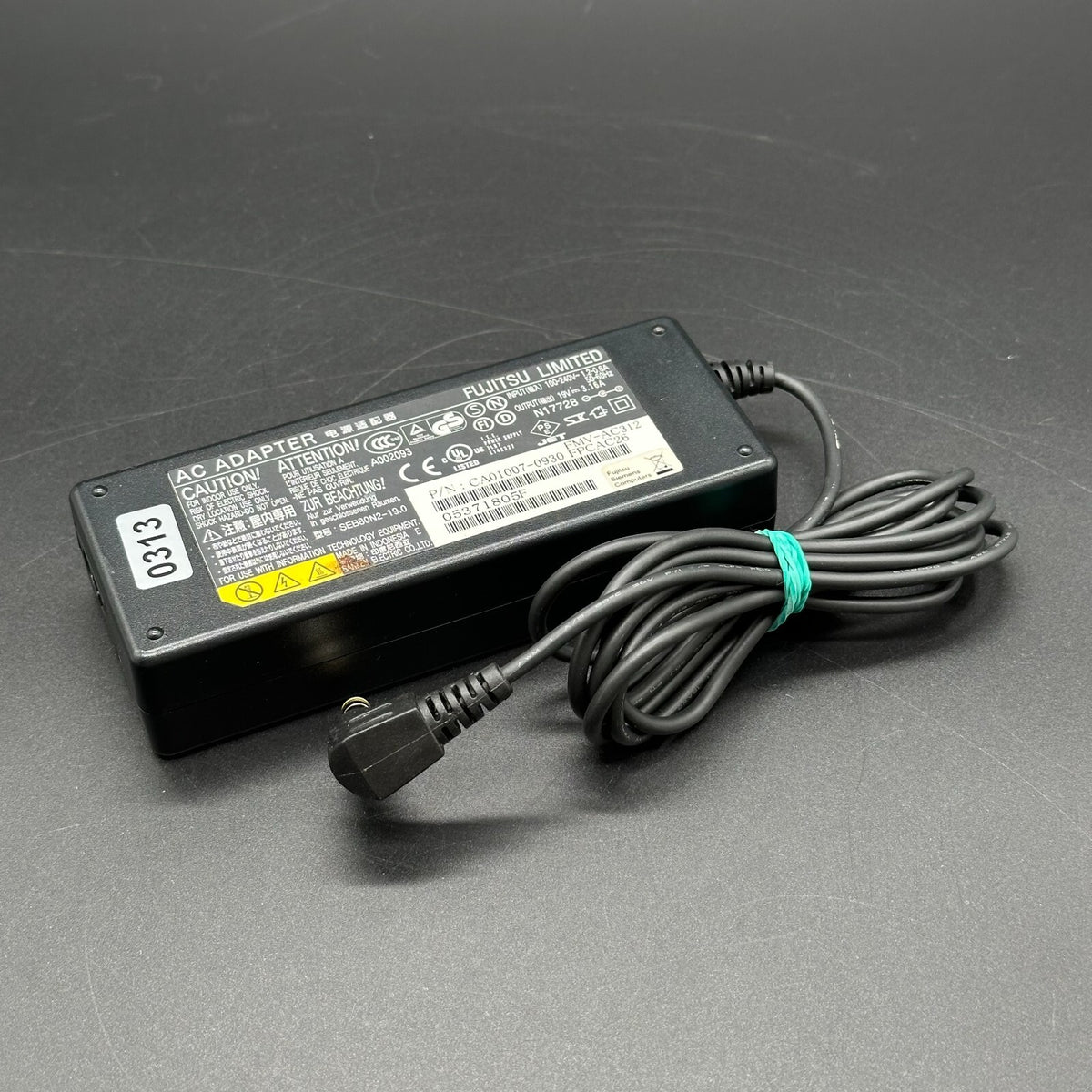 Original Netzteil Ladegerät Fujitsu Limited N17728 - 19V 3,16A