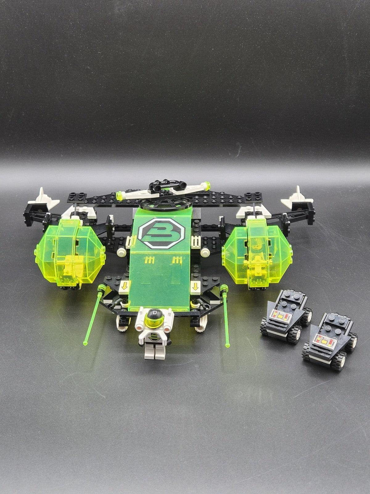 Original LEGO Space 6981 Aerial Intruder Set inkl. Anleitung mit Minifiguren