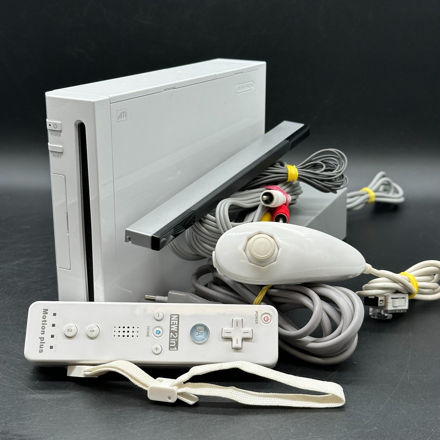 Nintendo Wii Konsole (RVL-001) weiß