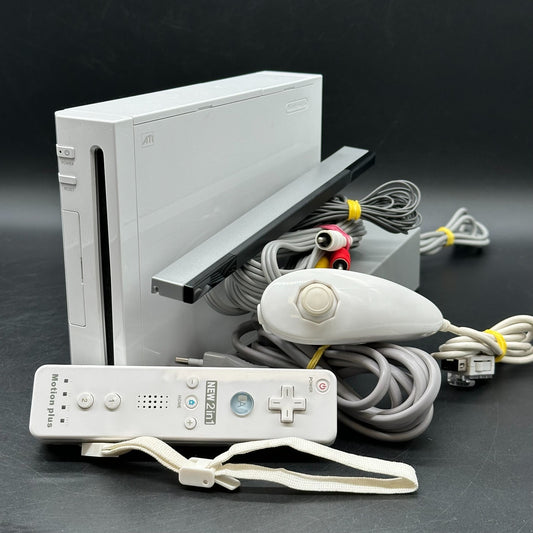 Nintendo Wii Konsole (RVL-001) weiß