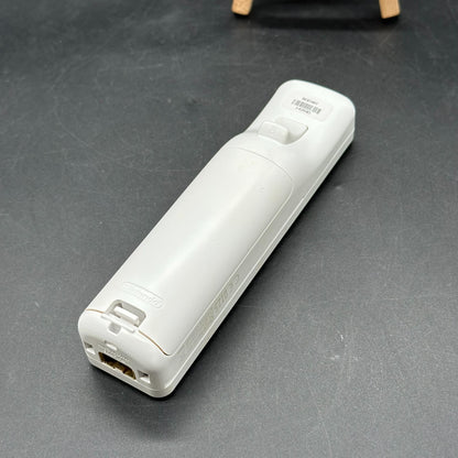 Nintendo Wii Original Remote Controller in Weiß
