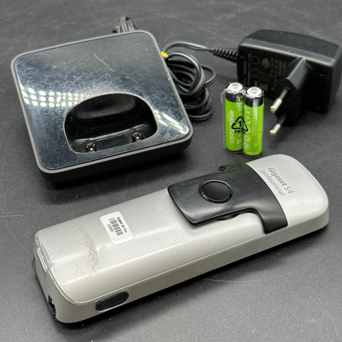 Gigaset S4 professional mit Ladeschale & neuen Akkus – Bild 2