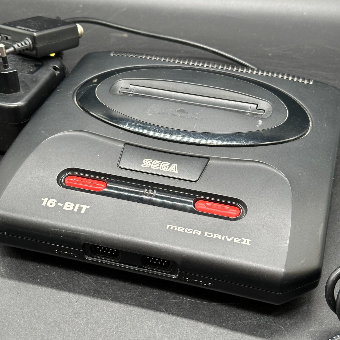 Sega Mega Drive II 2 Spielkonsole Schwarz + Controller