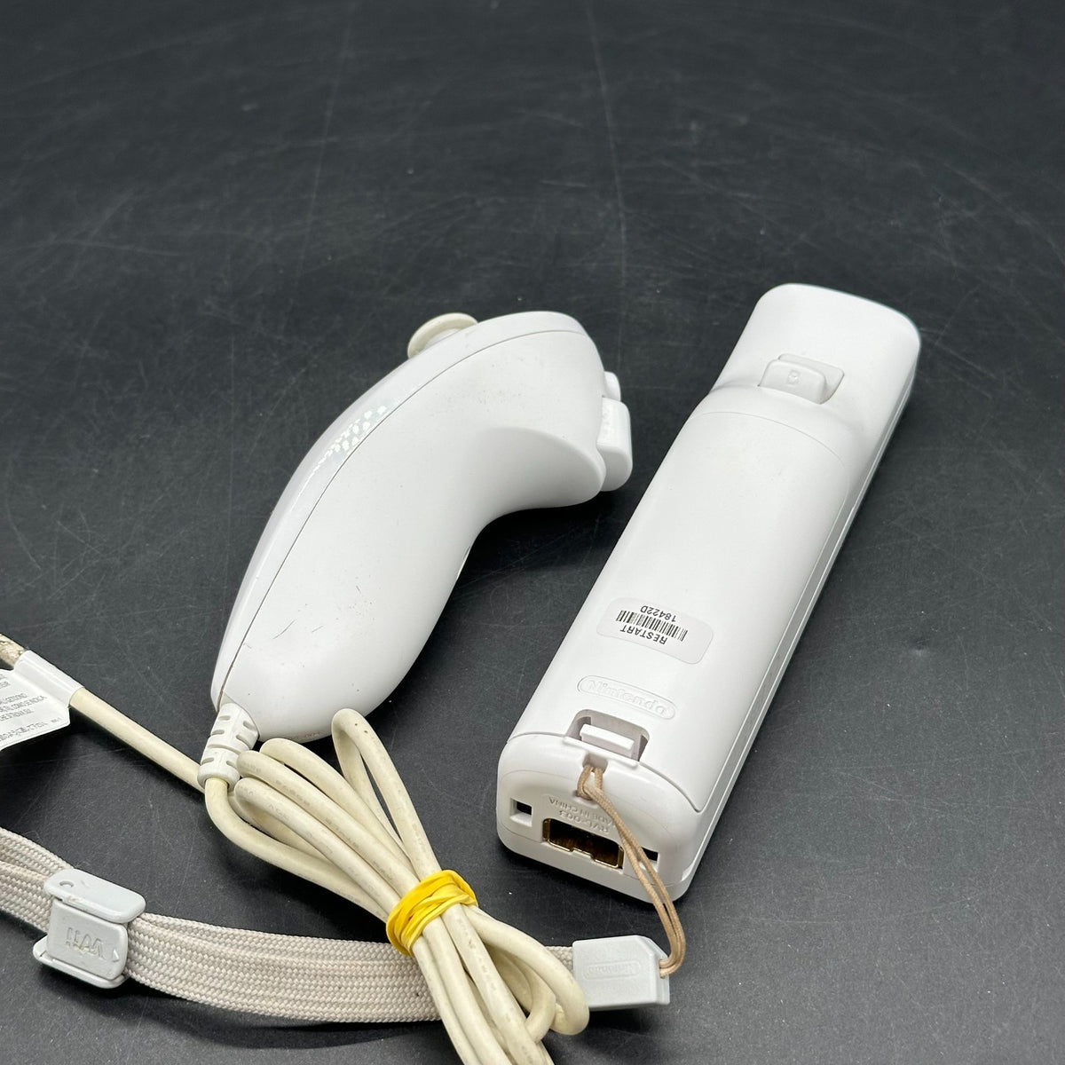 Original Nintendo Wii Remote - Weiß inkl. Nunchuk