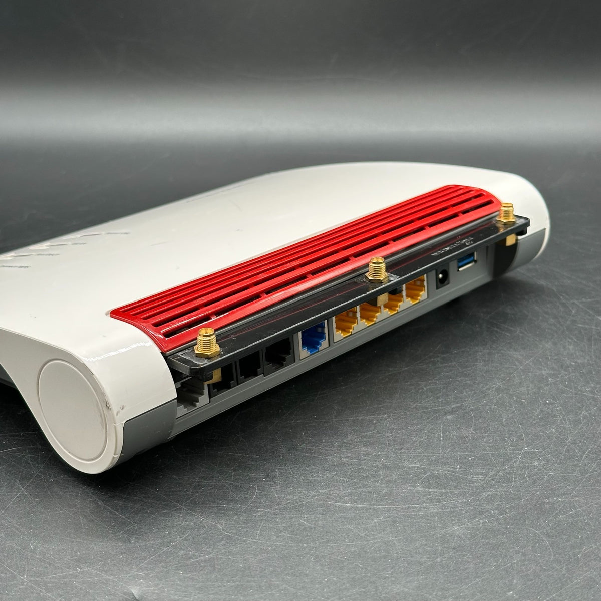 AVM FRITZ!Box 7590 WLAN Router mit Modem - Umbau auf externe Antennen – Bild 2