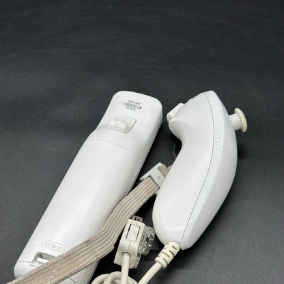 Original Nintendo Wii Remote Motion Plus Inside - weiß inkl. Nunchuk