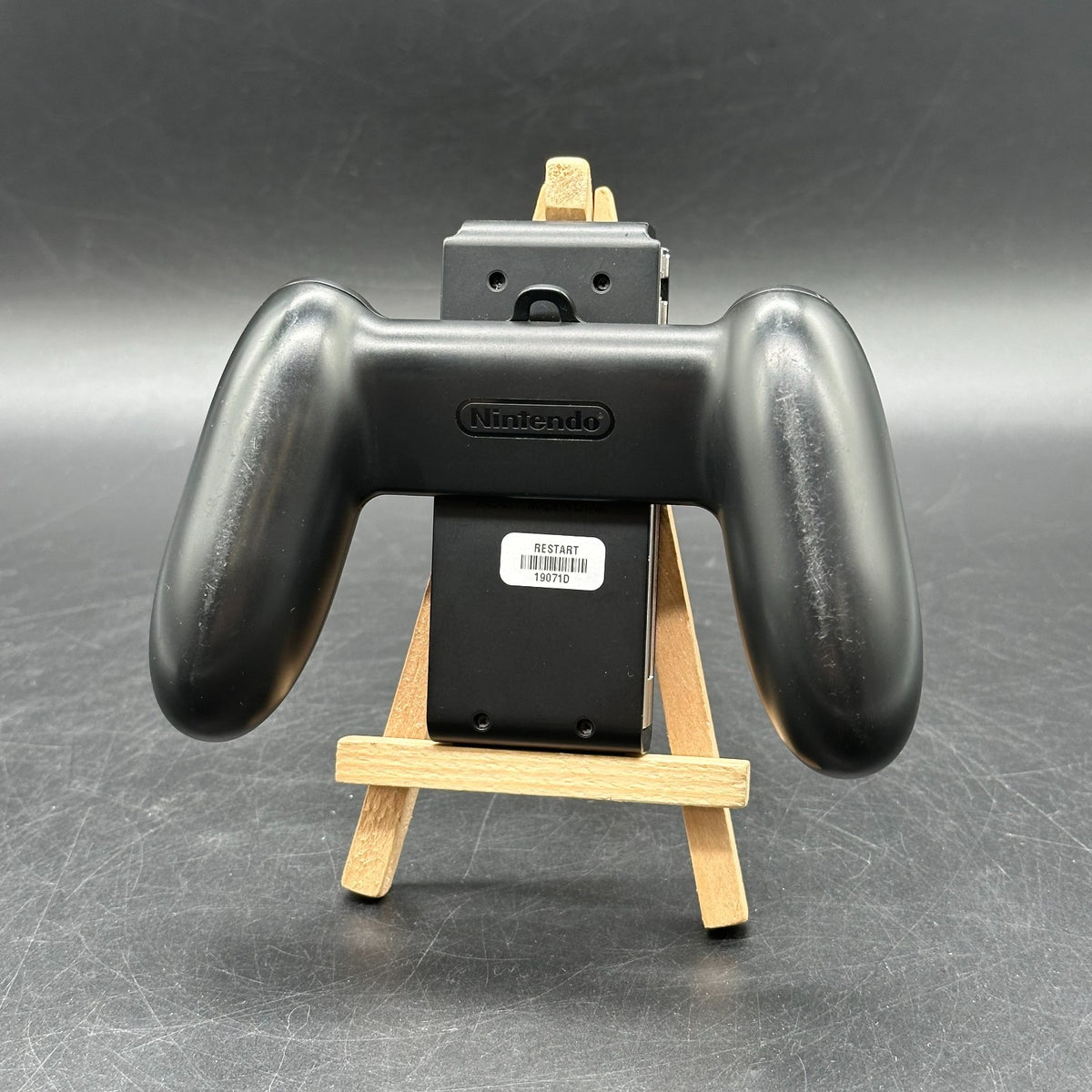 Original Nintendo Switch Joy-Con Griff Halterung - Schwarz – Bild 2