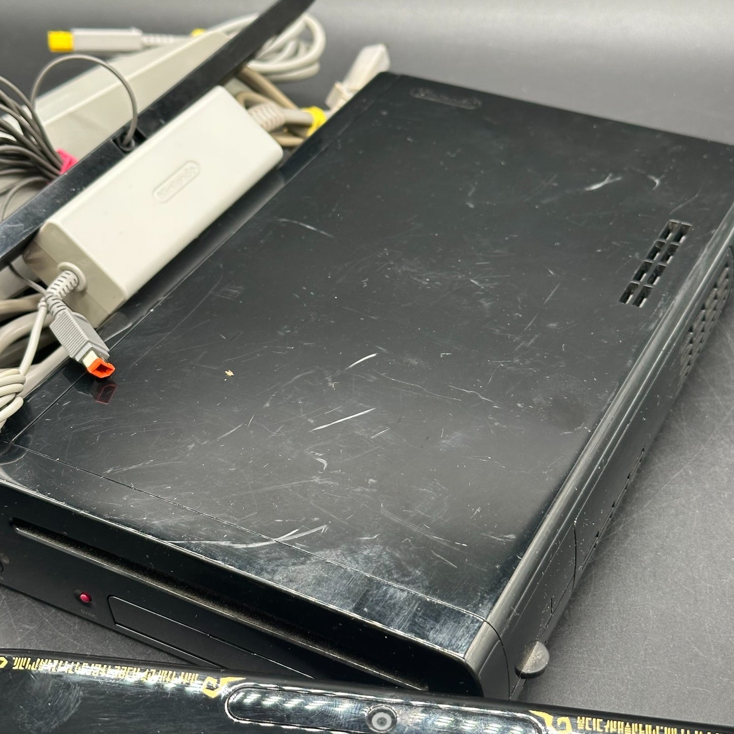 Nintendo Wii U 32 GB Legend of Zelda: The Wind Waker Edition