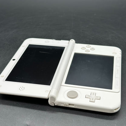 Nintendo 3DS XL Handheld Konsole - Weiß
