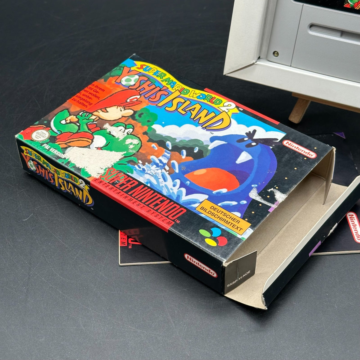Super Mario World 2: Yoshi's Island (Super Nintendo, SNES) in OVP