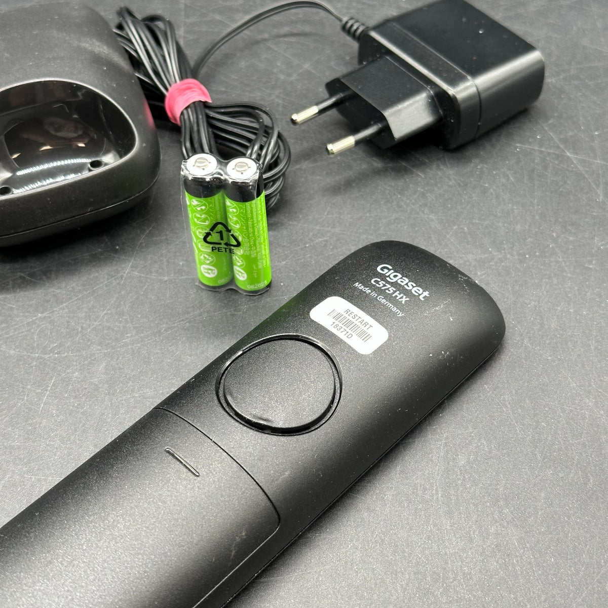 Gigaset C570HX DECT-Handset - Schwarz mit Anrufbeantworter & neuen Akkus – Bild 2