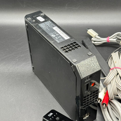 Nintendo Wii Konsole (RVL-101) schwarz inkl. WiiMote und Nunchuck