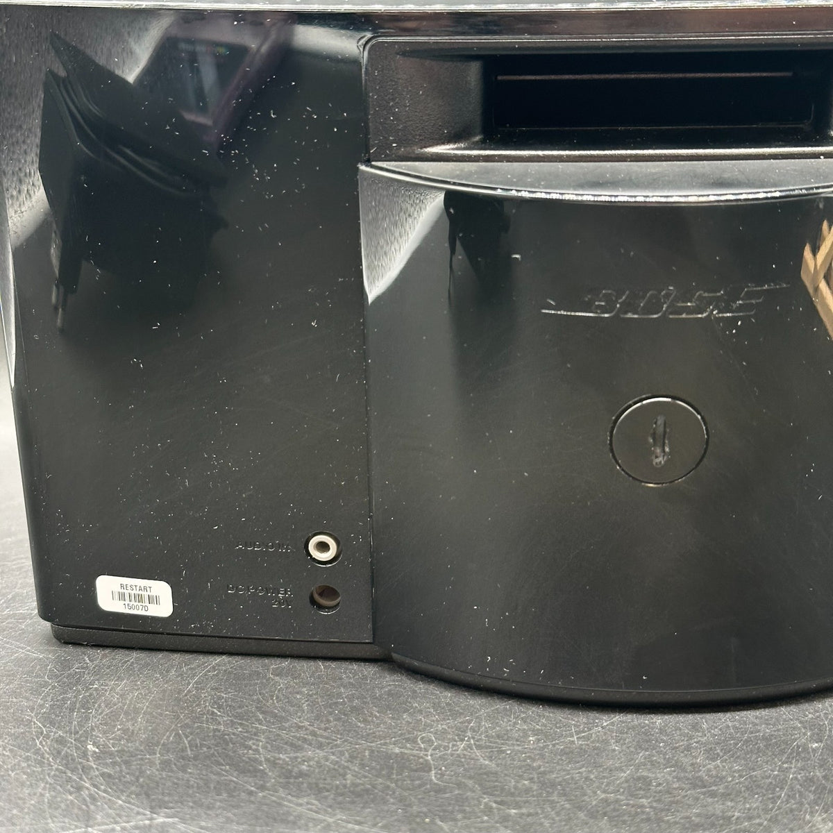Apple iPod 5. Generation - weiß, 30GB - inkl. BOSE Sounddock – Bild 3