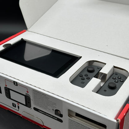 Nintendo Switch - 32GB - Spielkonsole - Grau