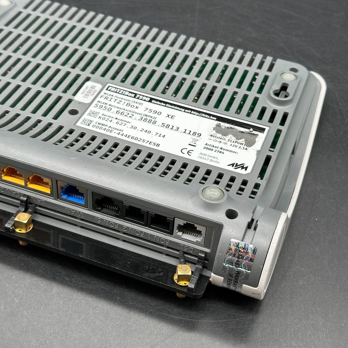 AVM FRITZ!Box 7590 WLAN Router mit Modem - Umbau auf externe Antennen – Bild 3