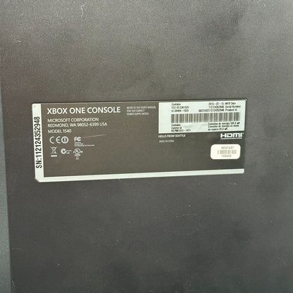 Microsoft Xbox One 500GB Spielkonsole - Schwarz 1540 + Controller