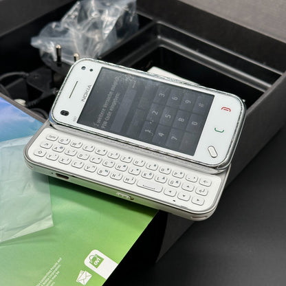 Nokia NSeries N97 Weiss 8GB in OVP inkl. Car holder - Vodafone Branding – Bild 3