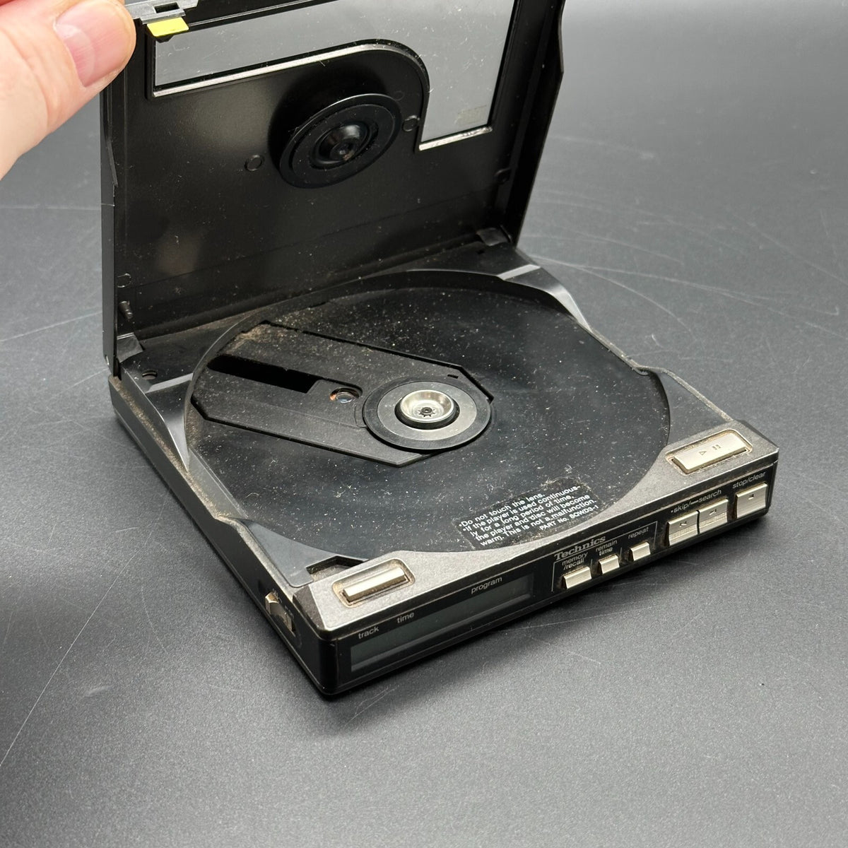 Technics SL-XP5 / Digital Portable CD player / Discman – Bild 3
