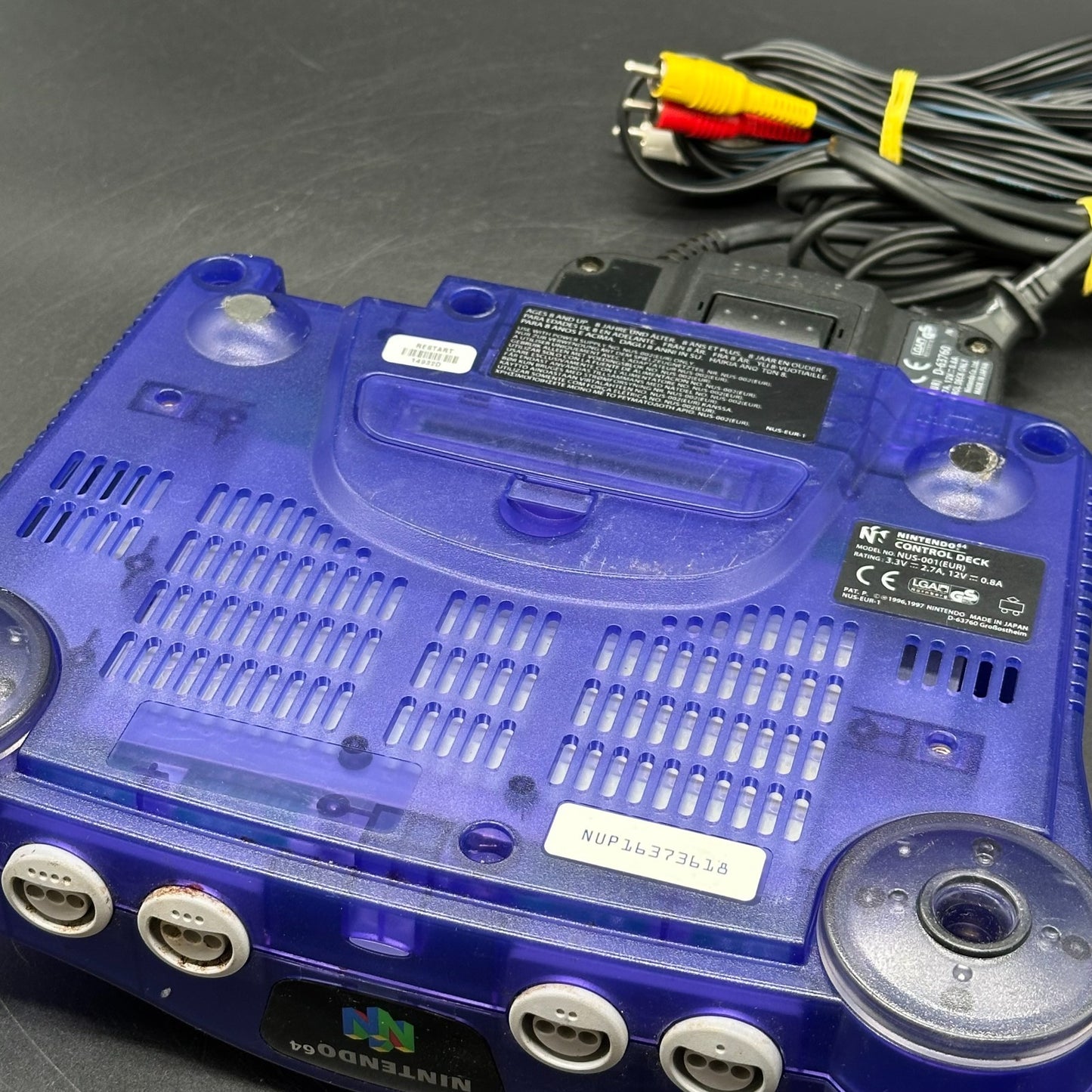 Nintendo 64 Spielekonsole - Grape / Lila inkl. Controller & Kabel