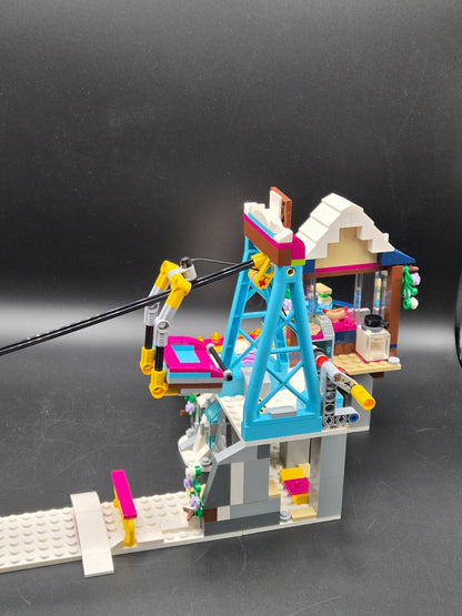 LEGO® Friends 41324 Skilift im Wintersportort