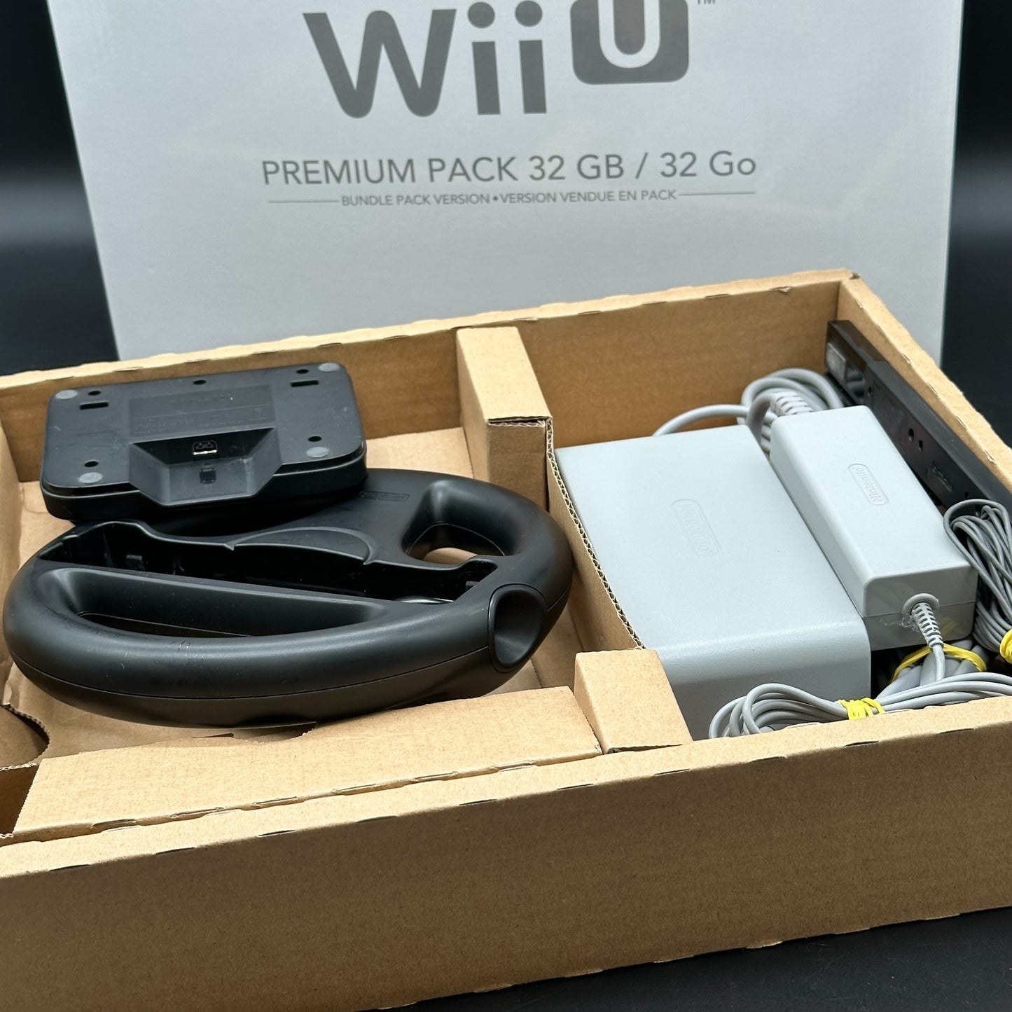 Nintendo Wii U Super Mario Maker 32GB Spielekonsole - Schwarz