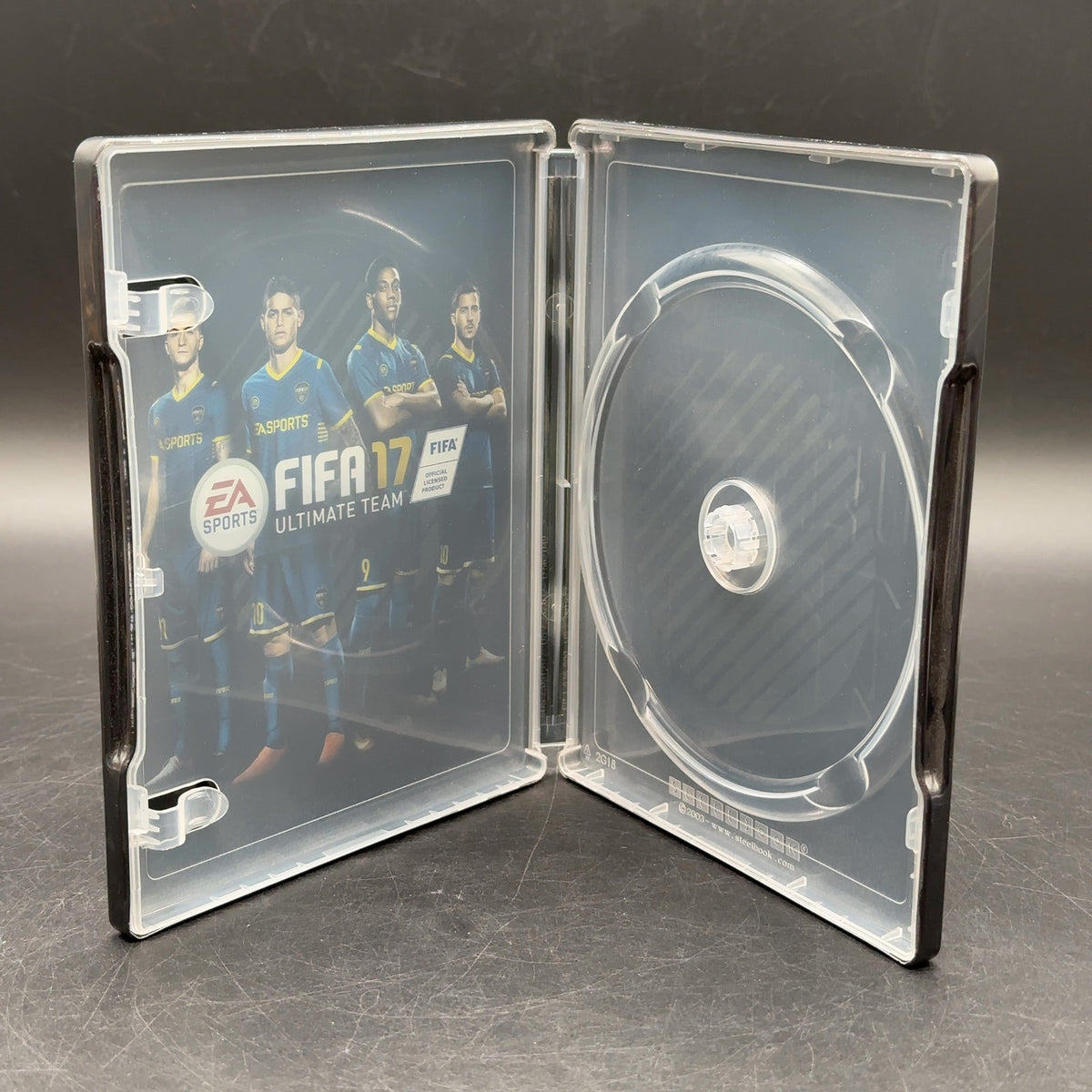 Original FIFA 17 Ultimate Team Steelbook Leerhülle ohne Spiel – Bild 4