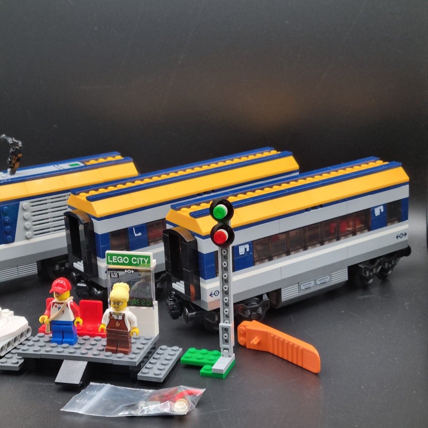 LEGO CITY: Lego Personenzug (60197) in OVP