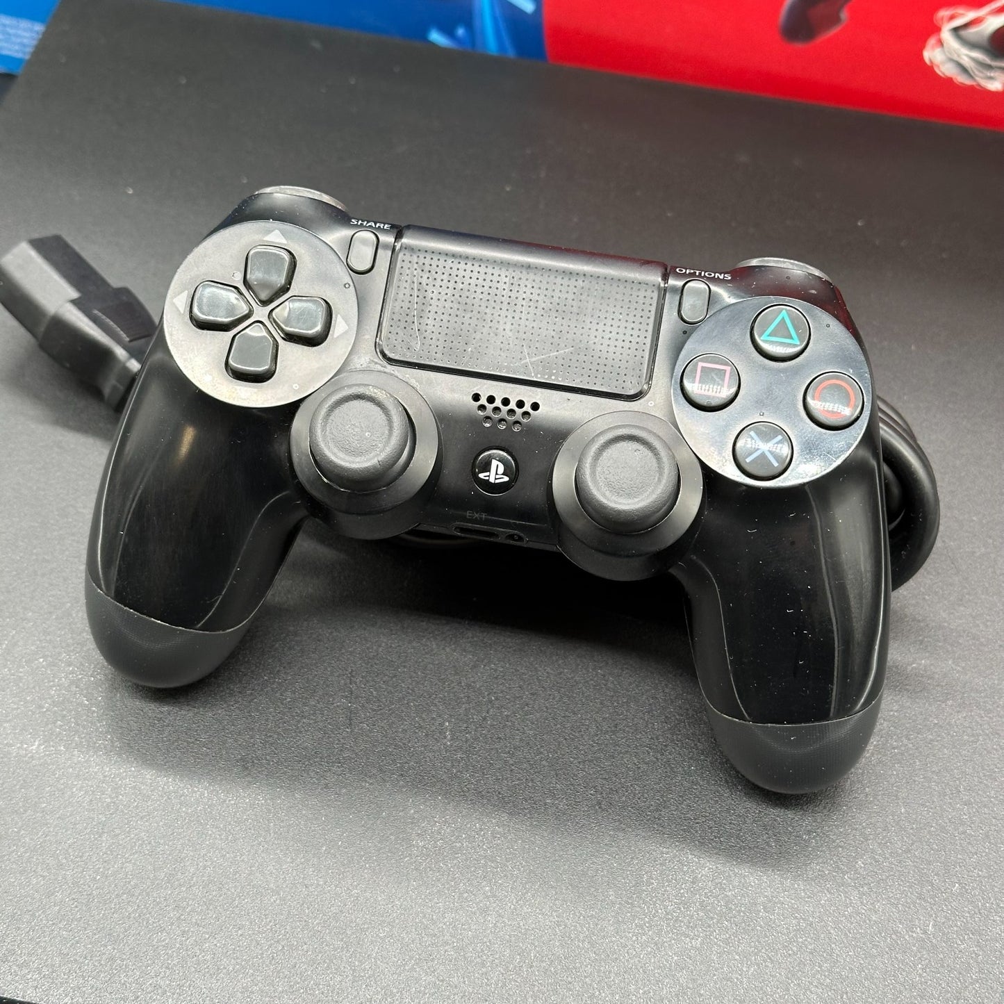 Sony PlayStation 4 Pro - 1 TB - schwarz - inkl. Controller, ohne Spiel