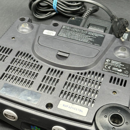 Nintendo 64 Konsole inkl. Controller & Kabeln (N64)