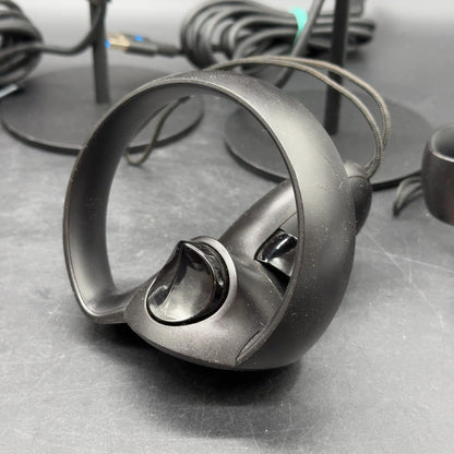 Original Oculus Rift CV1 VR-Brille mit 2 Sensoren und Touch Controllern PC – Bild 8