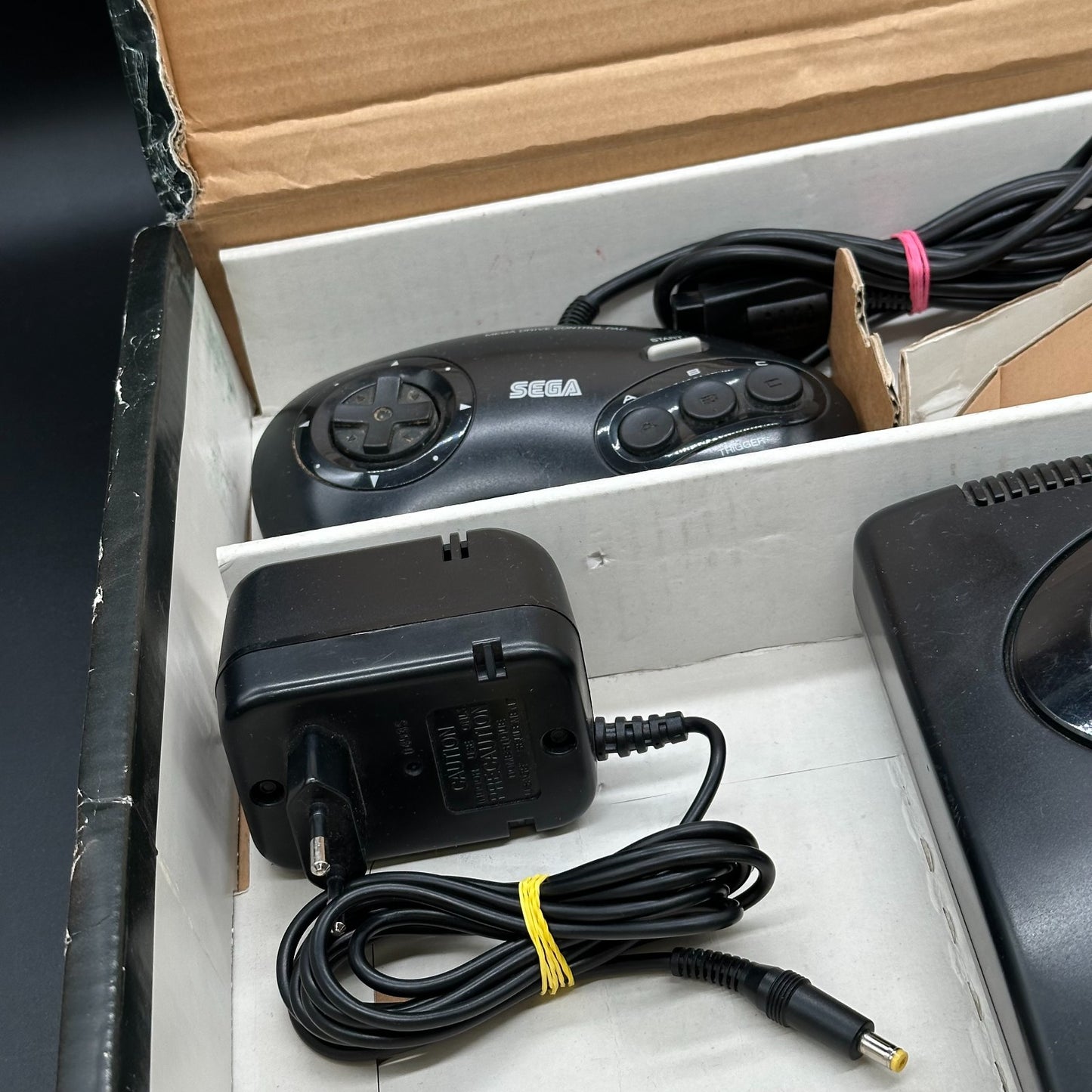 Sega Mega Drive 2 II Konsole in OVP